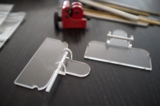 Hinged model Hinged model